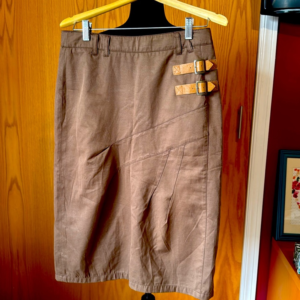 Mid Skirt